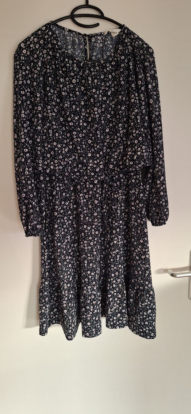 H&M Vestiti: Schwangerschaftskleid mit Stillfunktion Gr. M – Usato da Lupfig venduto da Nanda89