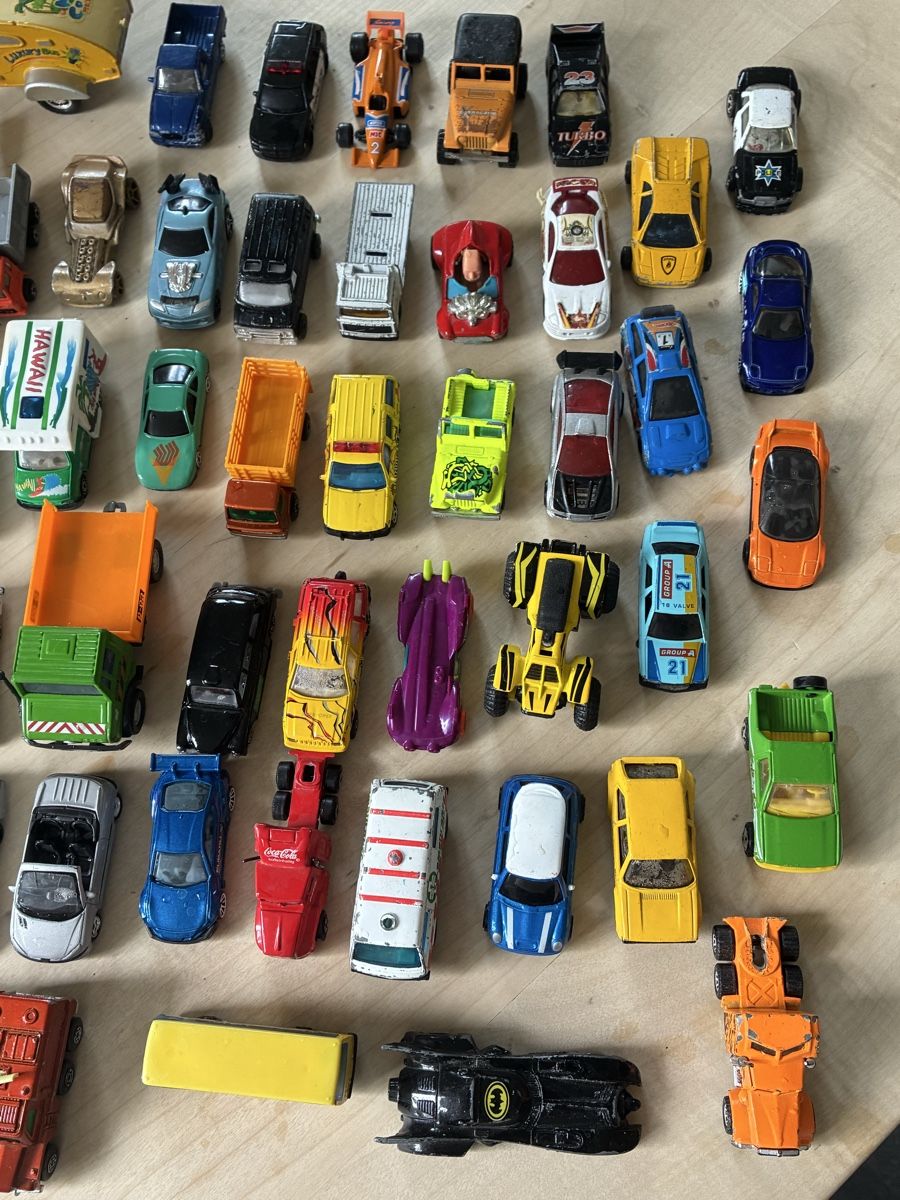 Jouets: Lot ca 60 Spielzeugautos – D'occasion à bern par Stawol 2