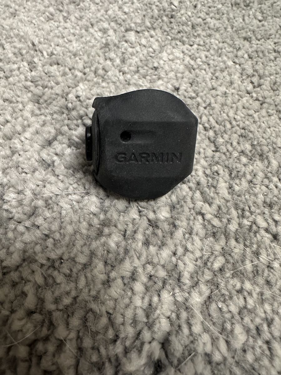 Garmin Pezzi di ricambio: Garmin Geschwindigkeits Sensor – Usato da Wangen SZ venduto da Jaay_Sky