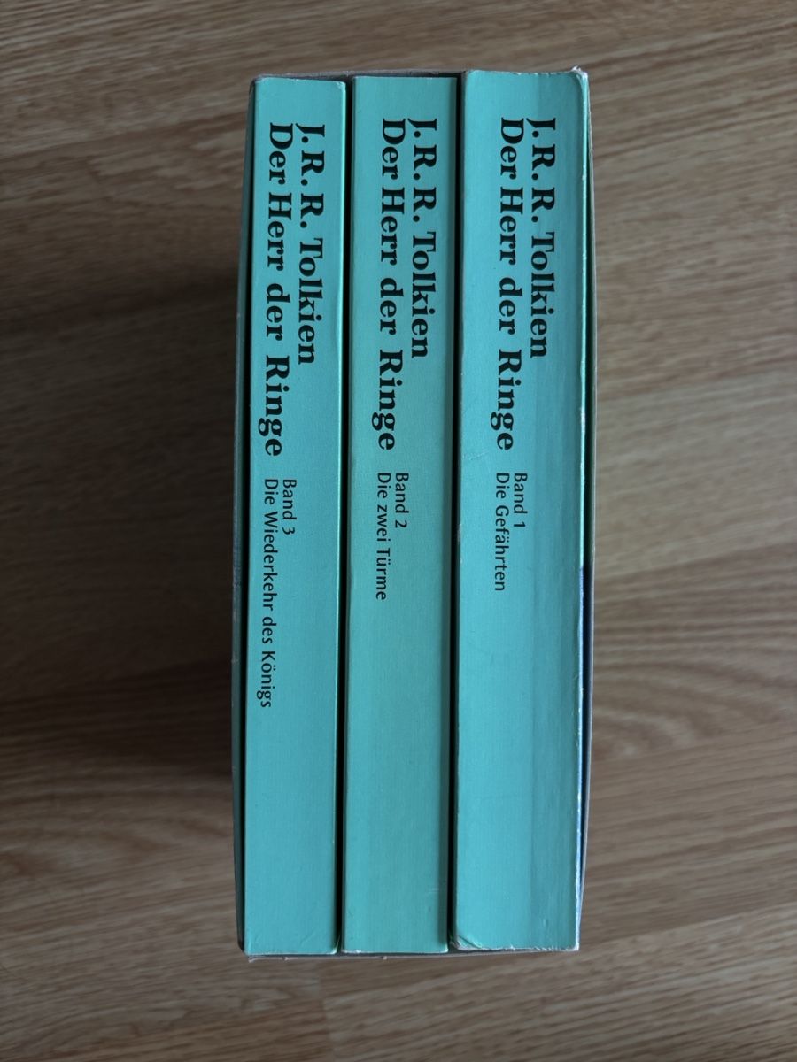 Libri: Der Herr der Ringe Trilogie J.R.R. Tolkien  – Usato da Wabern venduto da julie.bern 1