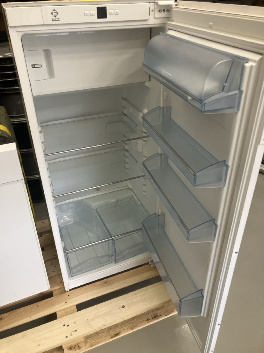 Electrolux Frigoriferi: Electrolux Kühlschrank – Usato da Birrwil venduto da nicole86ch 1