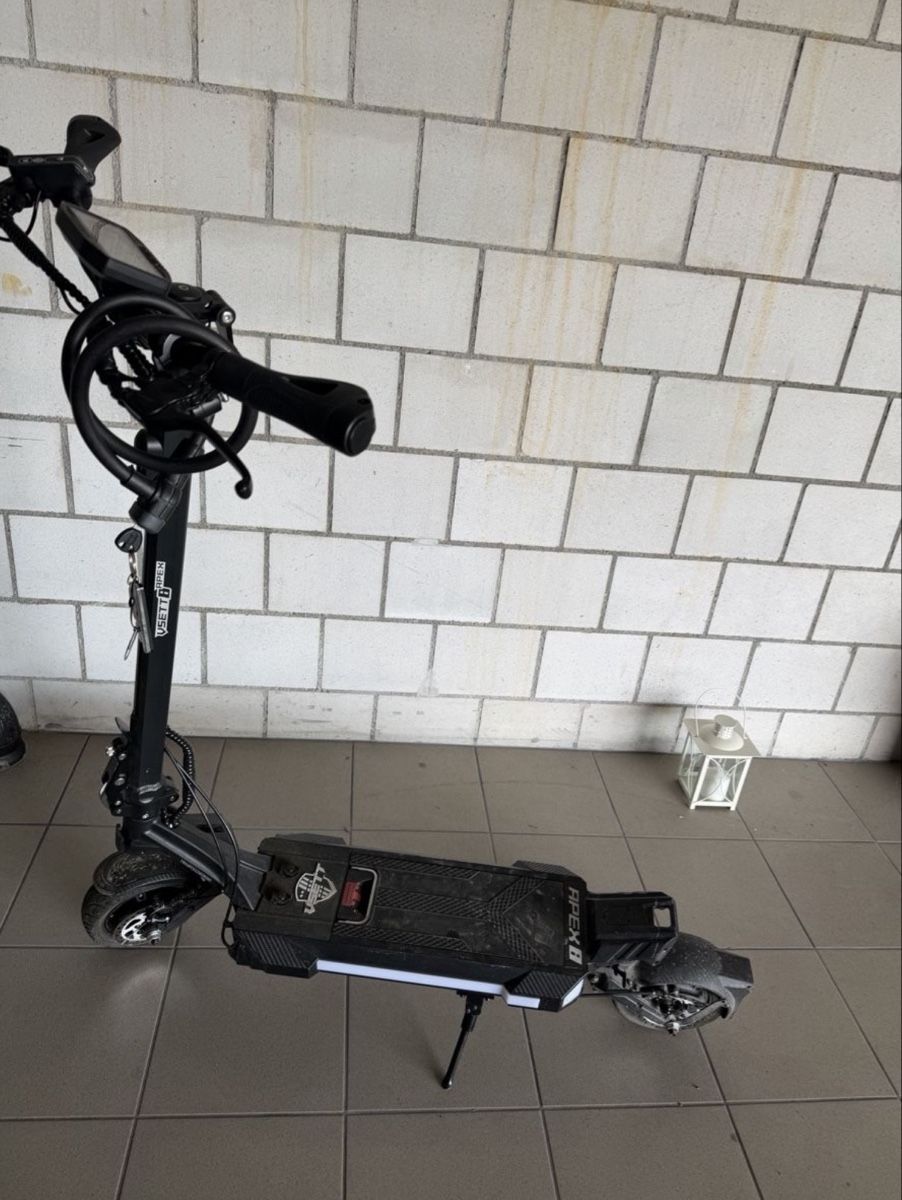 Vsett Kickboard: Vsett Apex 8+ gem. Foto! – Gebraucht aus Besenbüren von Be66
