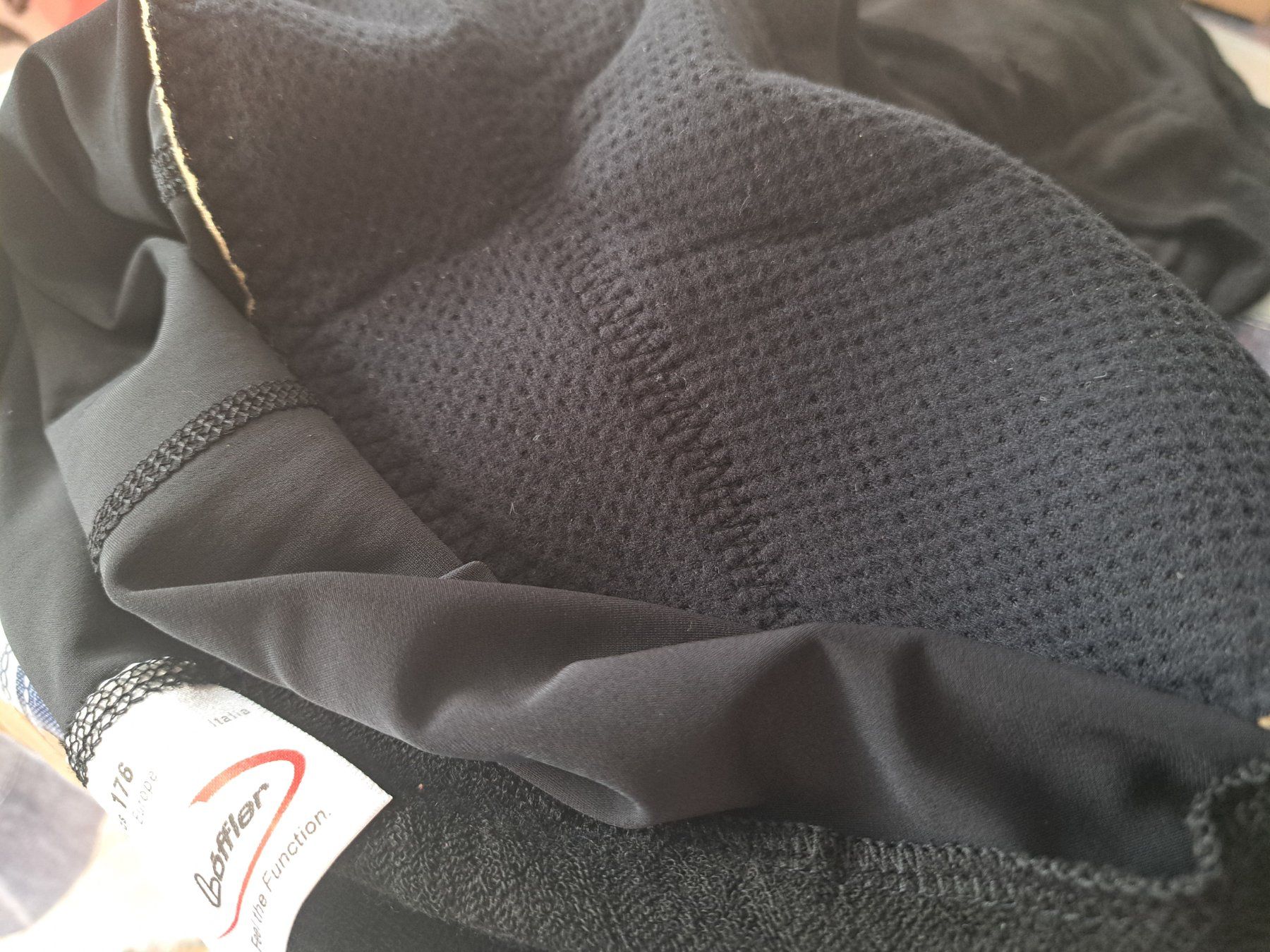 Löffler Pantaloni: Löffler Radhose gepolstert, Grösse 176 – Nuovo (secondo la descrizione) da Gysenstein venduto da joshuas81 4