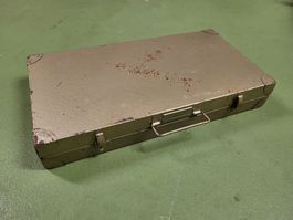 Metallkoffer für Werkzeug, leer