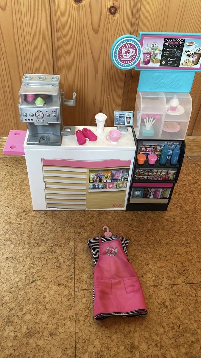 Bambole: Grosses Barbieset mit Zubehöhr & Kleider – Usato da Emmenmatt venduto da babsb79 1