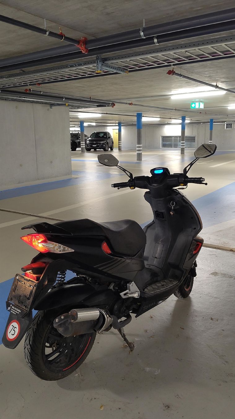 Peugeot Scooter: Scooter Peugeot – Usato da Sion venduto da mel_z929 1