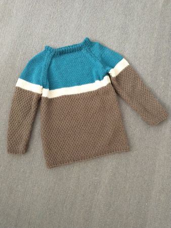 Kinderpulli selbst gestrickt neu Gr. 104