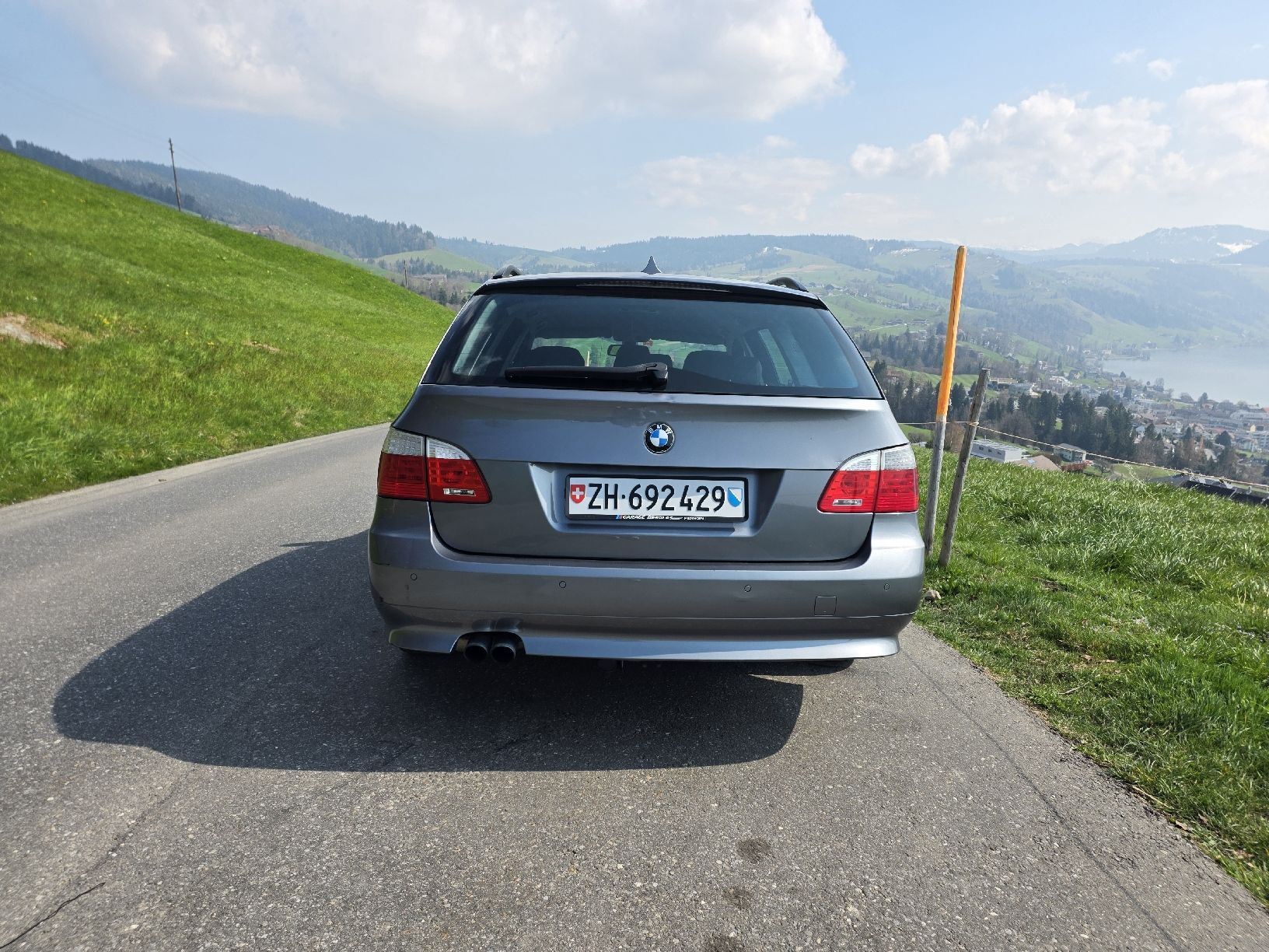 BMW Autos: Bmw 525i Turing Steptronic – Gebraucht aus Oetwil am See von Huk_6w86 4