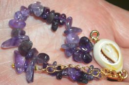 Armband B-798 – Amethyst mit Muschel 16+4cm Verlängerung ein