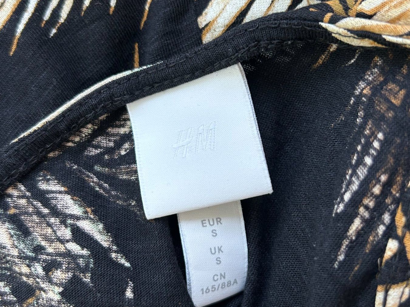 H&M Robes: H&M Dress – D'occasion à St. Gallen par look-twice 3