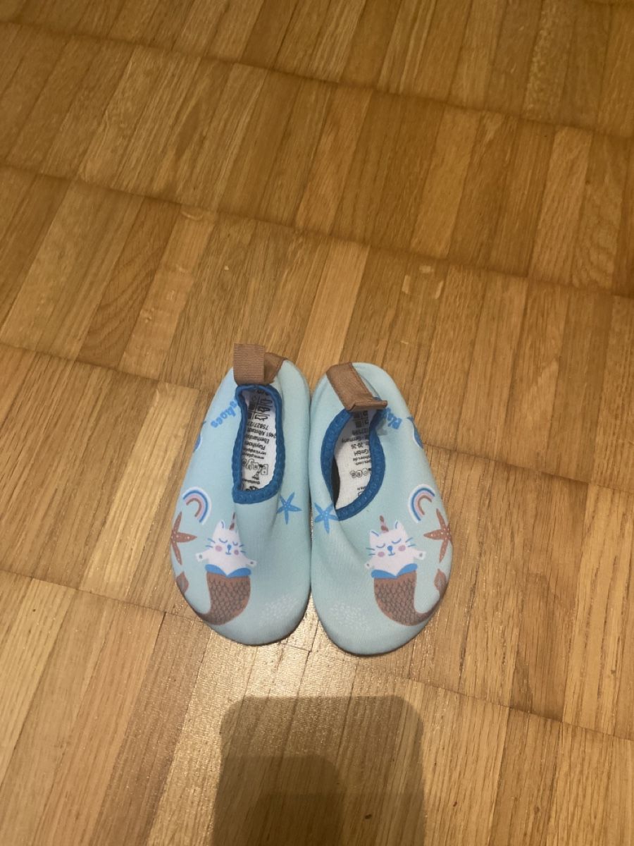 Schuhe für Jungen: Badeschuhe playshoes gr 20/21 – Neu (gemäss Beschreibung) aus Mönchaltorf von Angel789