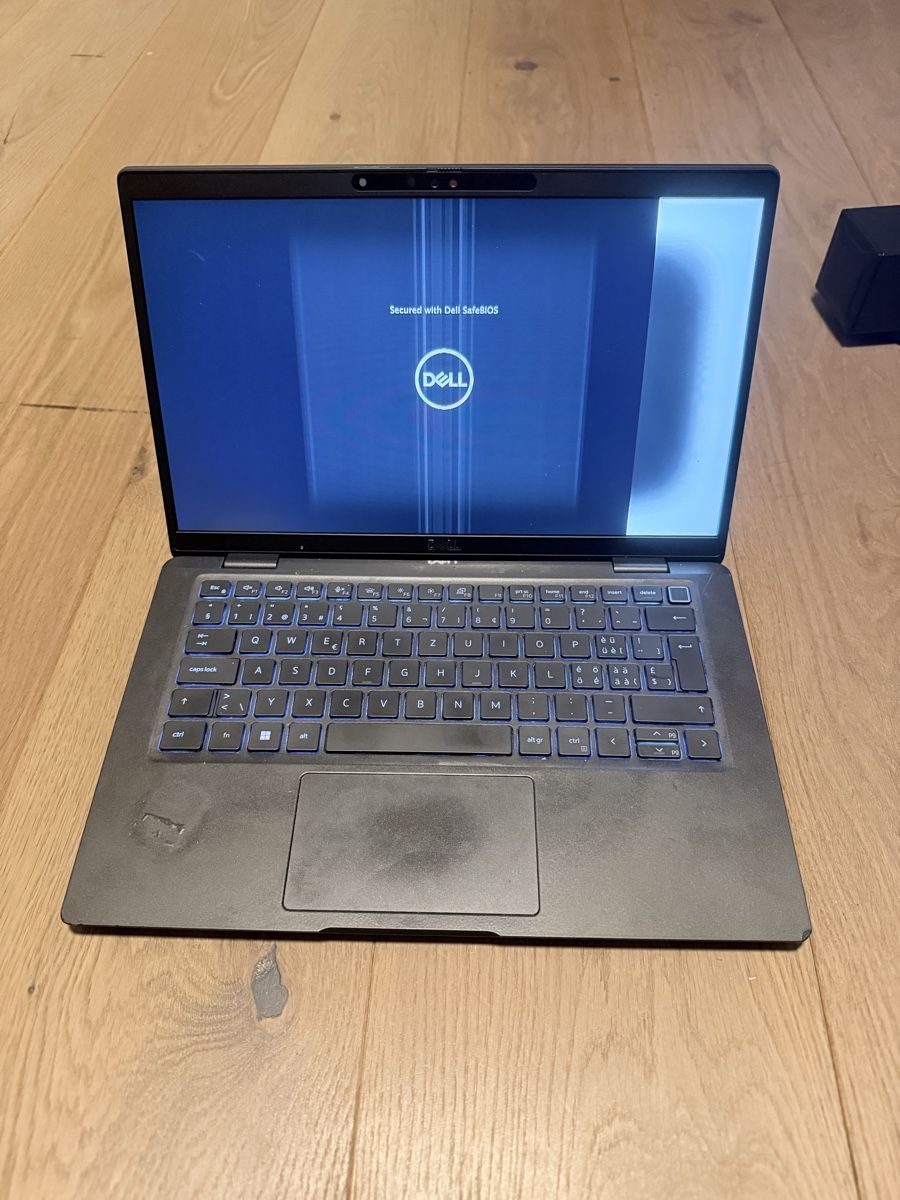 Laptop / DELL Latitude 7330 - i5, 1TB SSD, 16GB RAM (Defekt) in ...