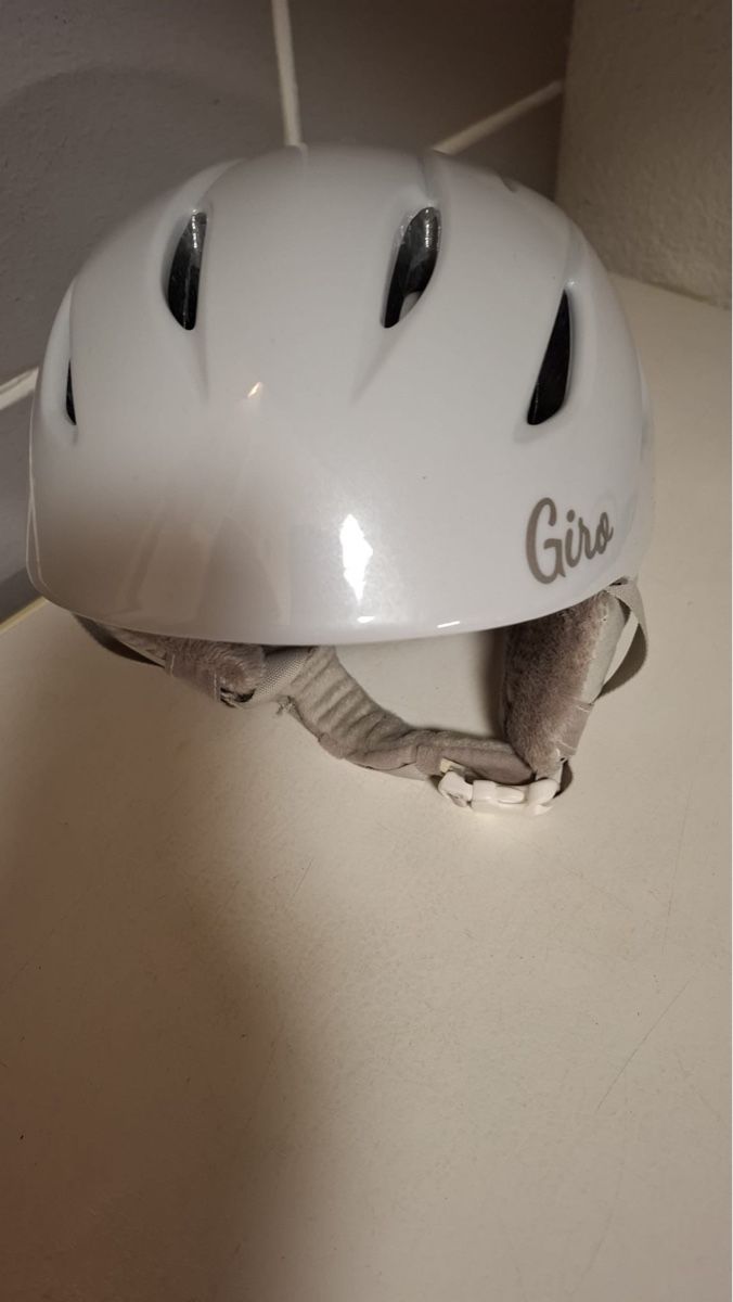 Giro Caschi: Giro Era MIPS Skihelm Gr. S 52-55.5cm weiss – Usato da Herzogenbuchsee venduto da Meeret