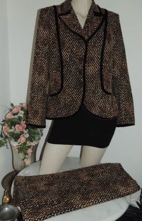 SCHÖNES KOSTÜM "RENZO" BOUCLE NEU HERBST M