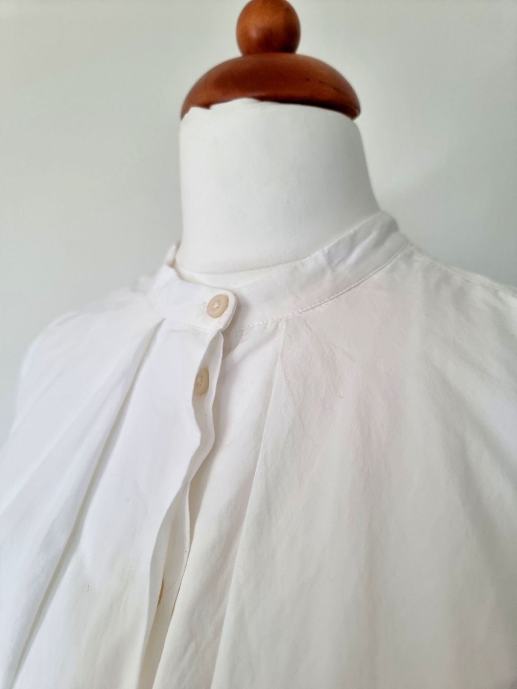 Cos Blusen: COS Bluse Weiss 34 – Neu (gemäss Beschreibung) aus Allschwil von  4