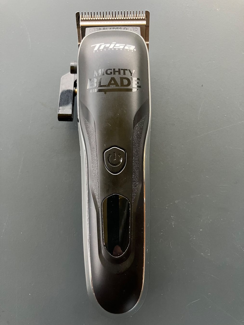 Trisa Taglio: Haarschneider "Mighty Blade" von Trisa – Usato da Altishofen venduto da Bluis