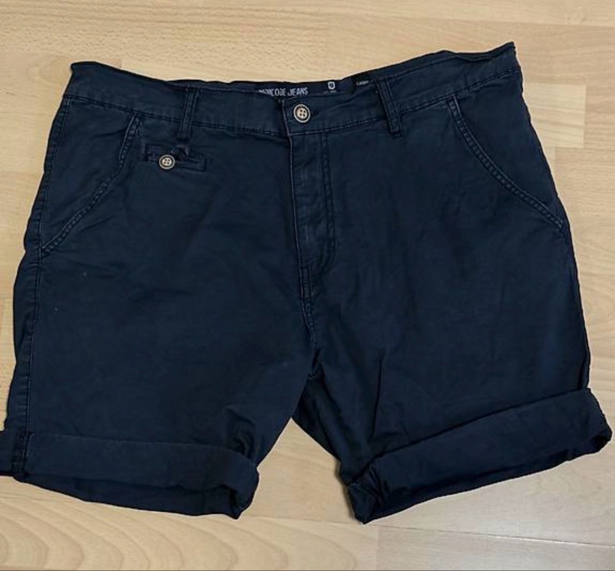 Pantalons: Shorts Indicode Jeans dunkelblau – D'occasion à Thalwil par MB-7