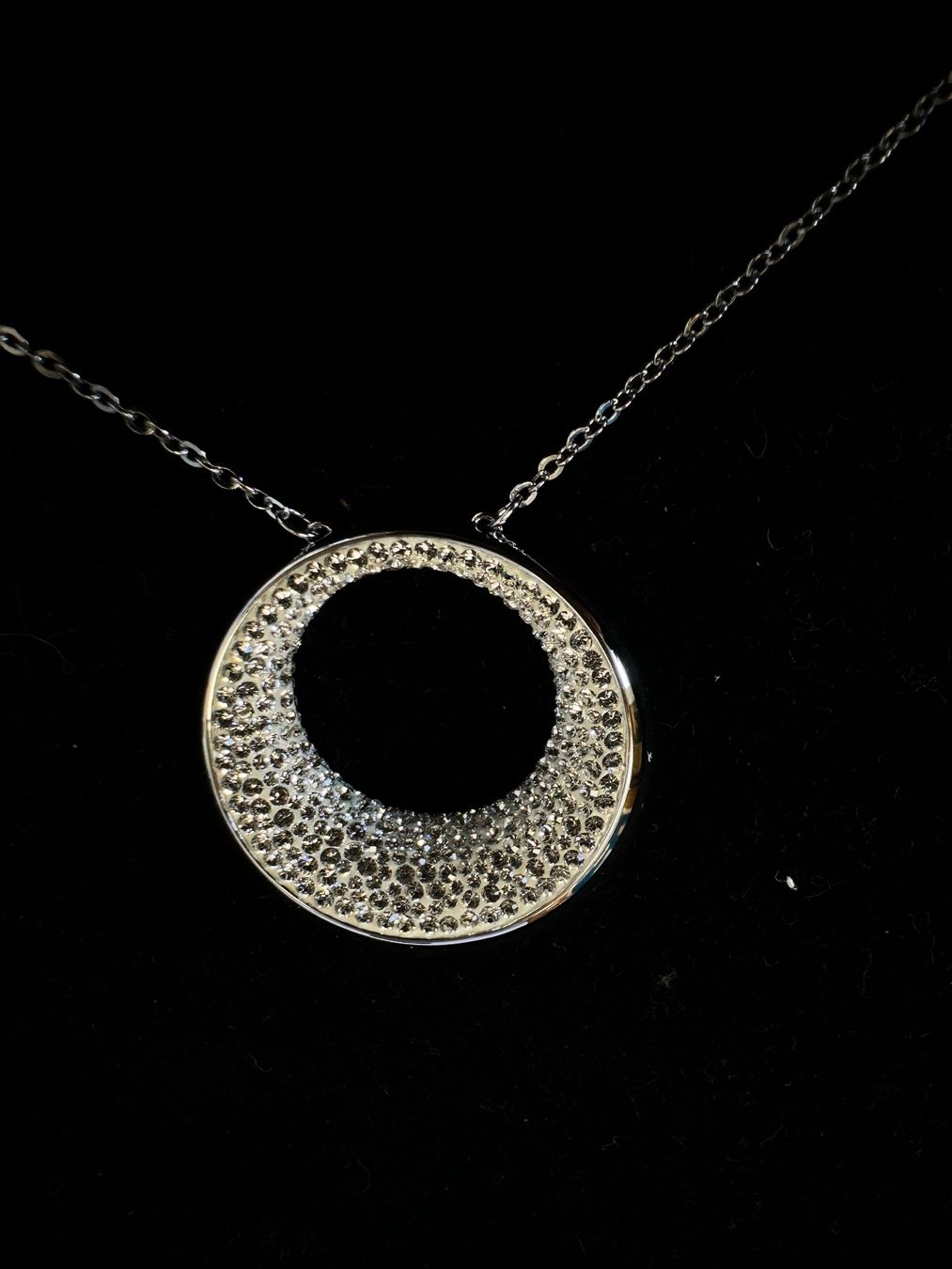 Swarovski Catenine: Swarovski Kette – Usato da Regensdorf venduto da Powershift2