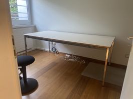 Schul- und Arbeitstisch von L+S