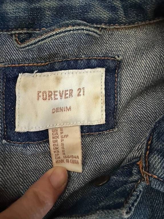 Jacken: Jeansjacke Grösse XS von Forever 21 – Gebraucht aus Basel von Blue199 2