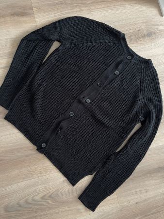 Pullover mit Knöpfen Zara