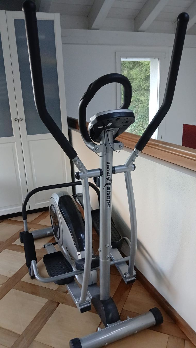 Bodyshape Hometrainer: Body Shape Ellipsentrainer  – Usato da Buochs venduto da B1B