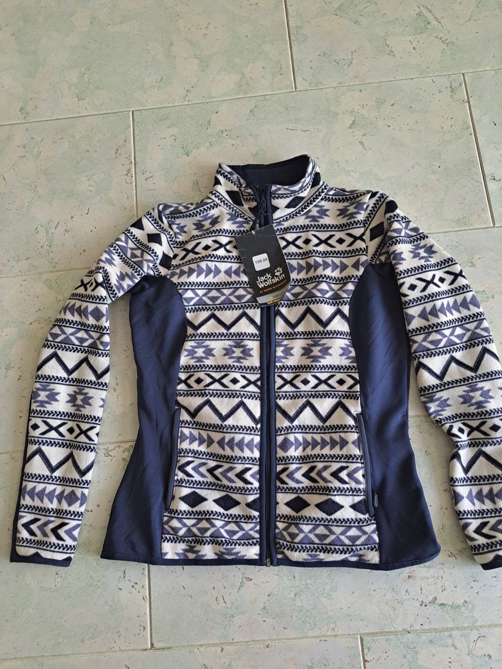 Jack Wolfskin Giacche: Jack Wolfskin Jacke – Nuovo (secondo la descrizione) da Pfäffikon ZH venduto da Valsangiaccomo