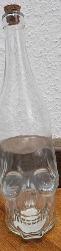 Altro in Stoviglie & Bicchieri: DekorativeTotenkopf Flasche mit Korken – Usato da Bülach venduto da Freieck 4