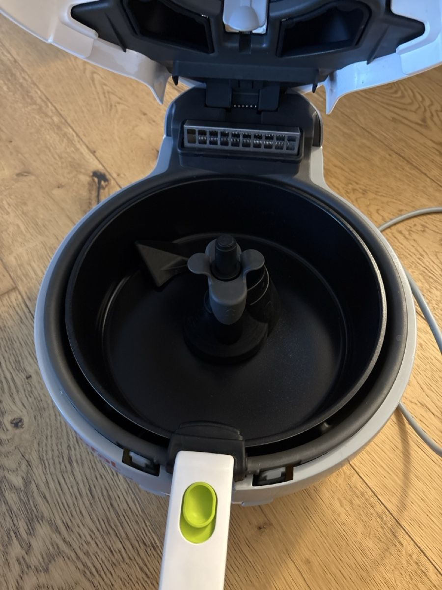 Tefal Elettrodomestici da cucina: Tefal Actifry Original – Nuovo (secondo la descrizione) da Naters venduto da lar_q2t8 1