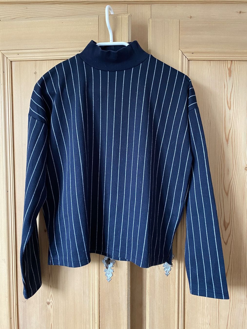 Maglioni & Felpe: Pullover SPARKZ dunkelblau weiss gestreift Grösse S – Usato da Balgach venduto da liv_s9xj 1