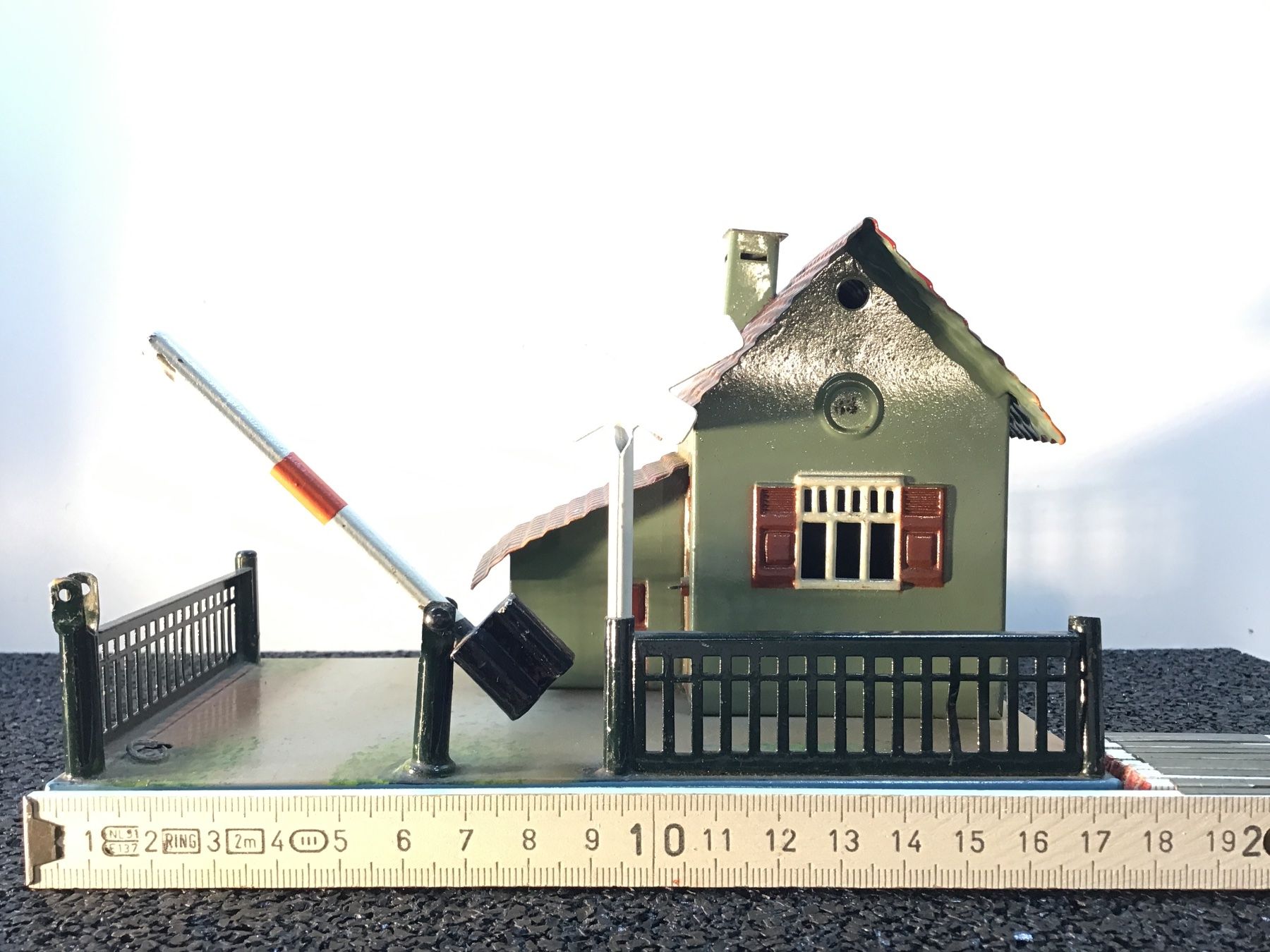 Märklin Modellini di ferrovie: MODELL MÄRKLIN WÄRTERHAUS BLECH – Usato da Männedorf venduto da Modelle-aller-Art
