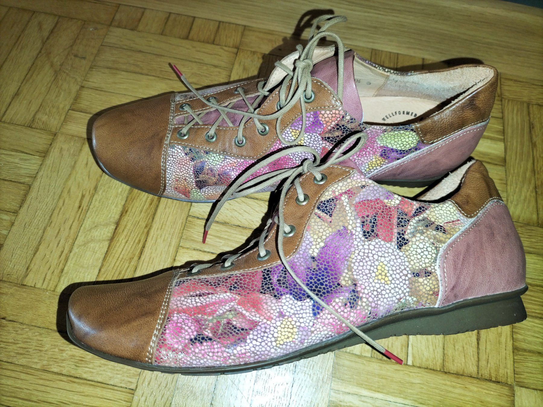 Think Damenschuhe: Damen Think Schuhe Grösse 40.5 – Neu (gemäss Beschreibung) aus Goldach von ami_2kwl
