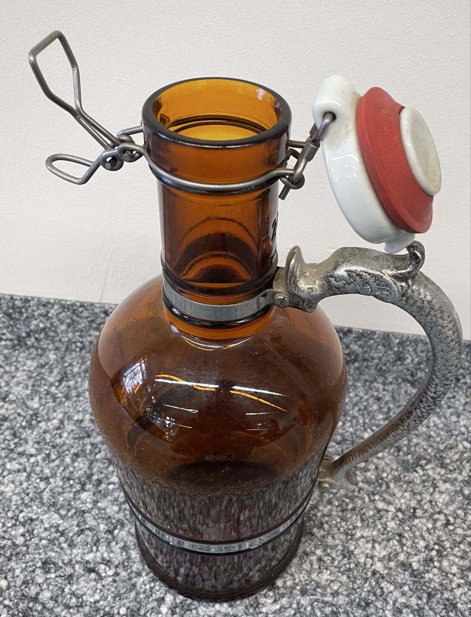 Bicchieri: Amber Glass Jug mit Swing Top Drachen Handle – Nuovo (secondo la descrizione) da Au ZH venduto da Jaggy4 1