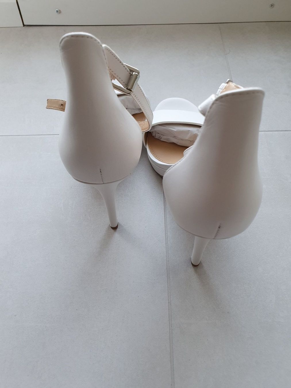 Michael Kors Scarpe da donna: Michael Kors White Leder Stöckelschuhe Grösse 40 – Nuovo e nell'imballaggio originale da Zürich venduto da Leica.C89 6