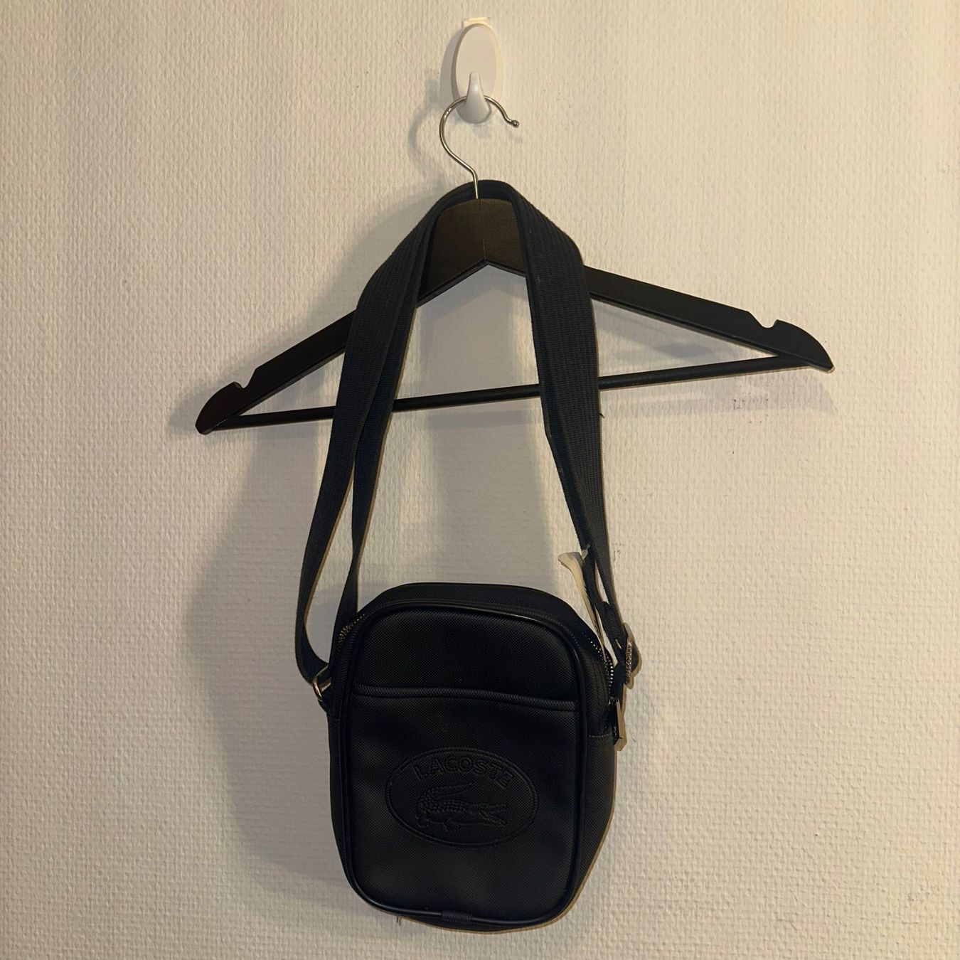 Lacoste Borse: Lacoste Bag Navy – Nuovo (secondo la descrizione) da Bern venduto da gia_jqj7