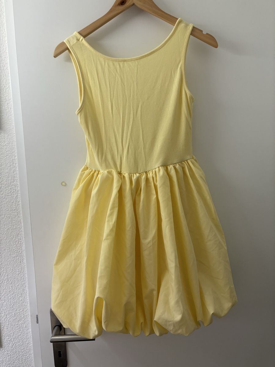 Kleider: Sommerkleid , Gr. S – Neu (gemäss Beschreibung) aus Oftringen von violetta9 1
