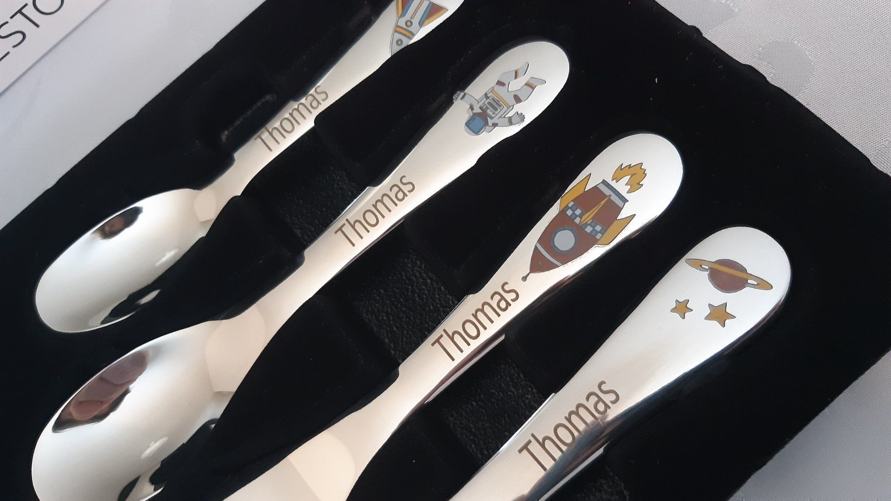 Set di posate: Personalisierte Kinderbesteck mit Lasergravur – Nuovo e nell'imballaggio originale da Port venduto da Dvajseidve 2