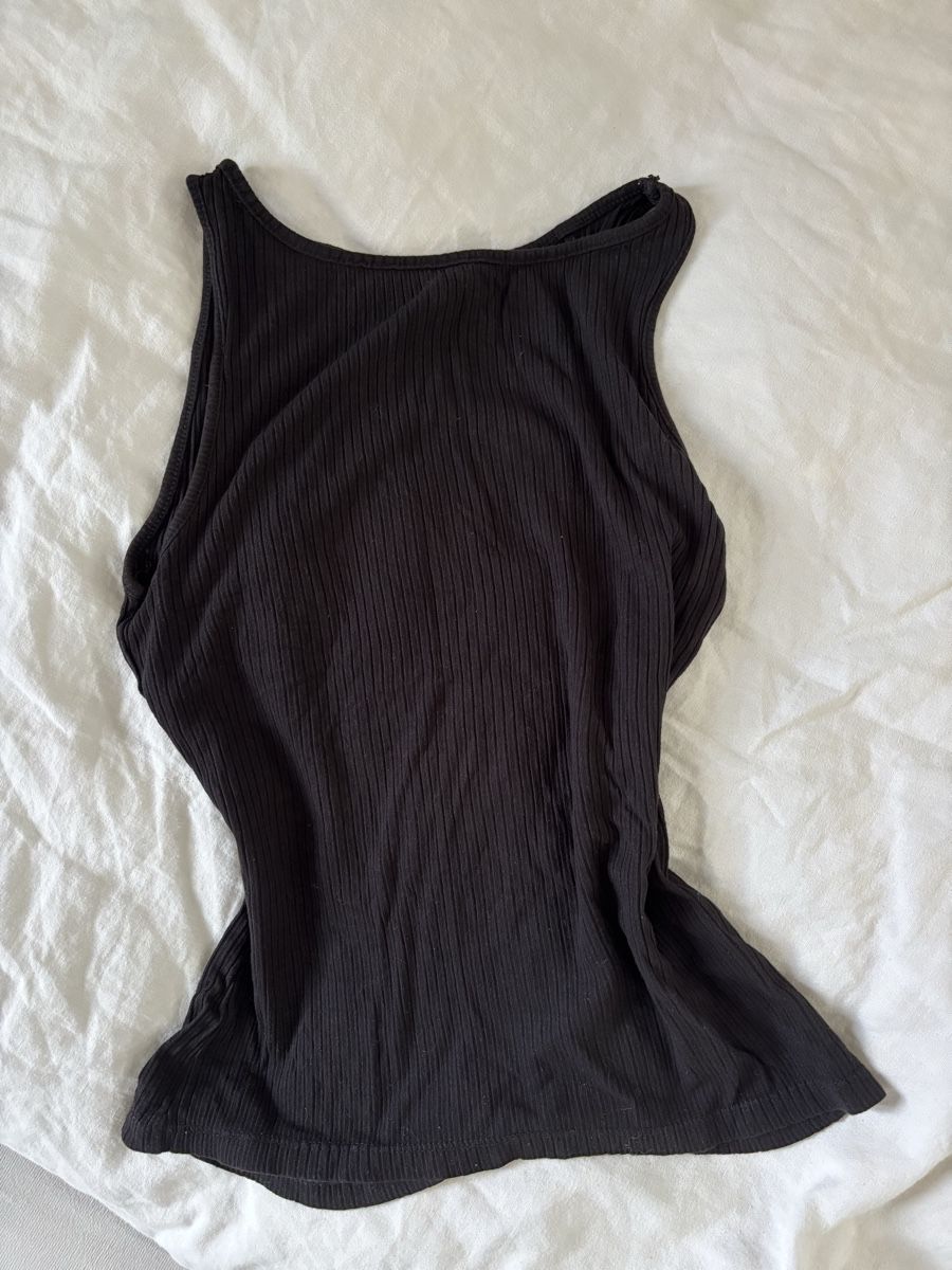 Top: Black Ribbed Tank Top - size S – Usato da Dübendorf venduto da zeb_h87q 1