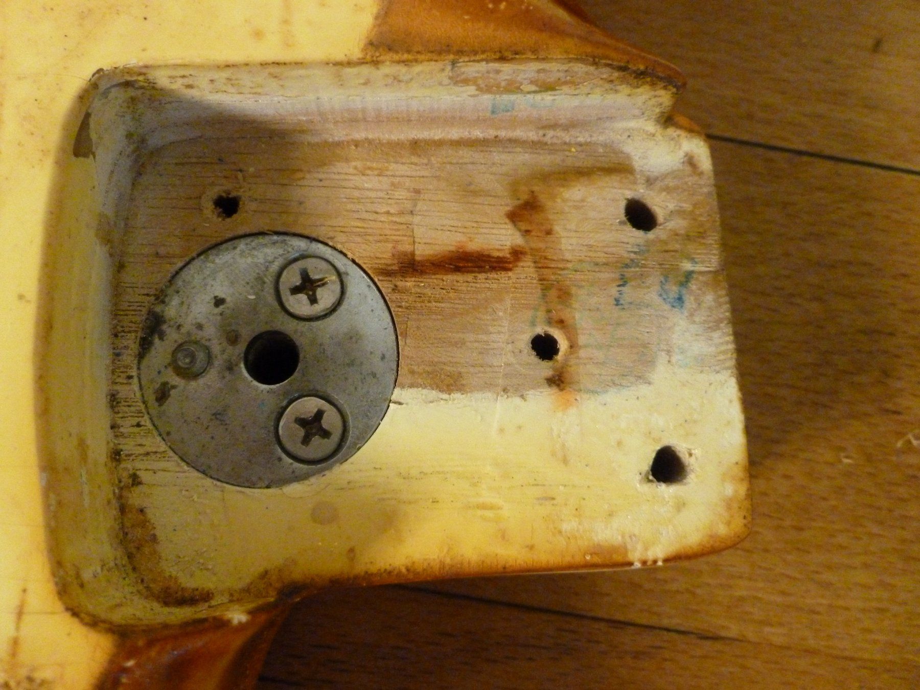 Fender Strumenti musicali: 1974 FENDER STRATOCASTER BODY OLYMPIC WHITE – Usato da Bremgarten b. Bern venduto da clash93 2