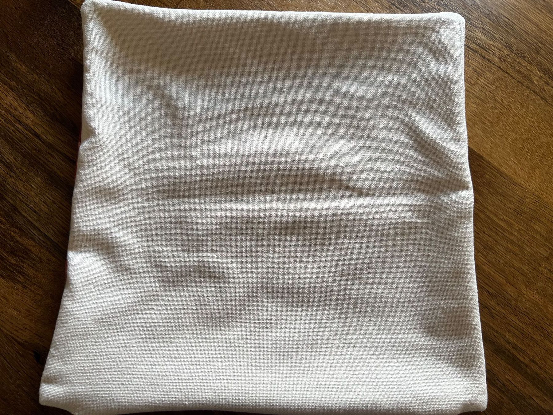 Bettwäsche: Kissenbezug 42 x 42 cm – Gebraucht aus Zürich von Nora321 1
