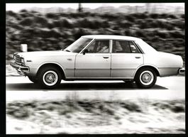 Fotografie Auto Datsun Laurel 2,4, Stufe