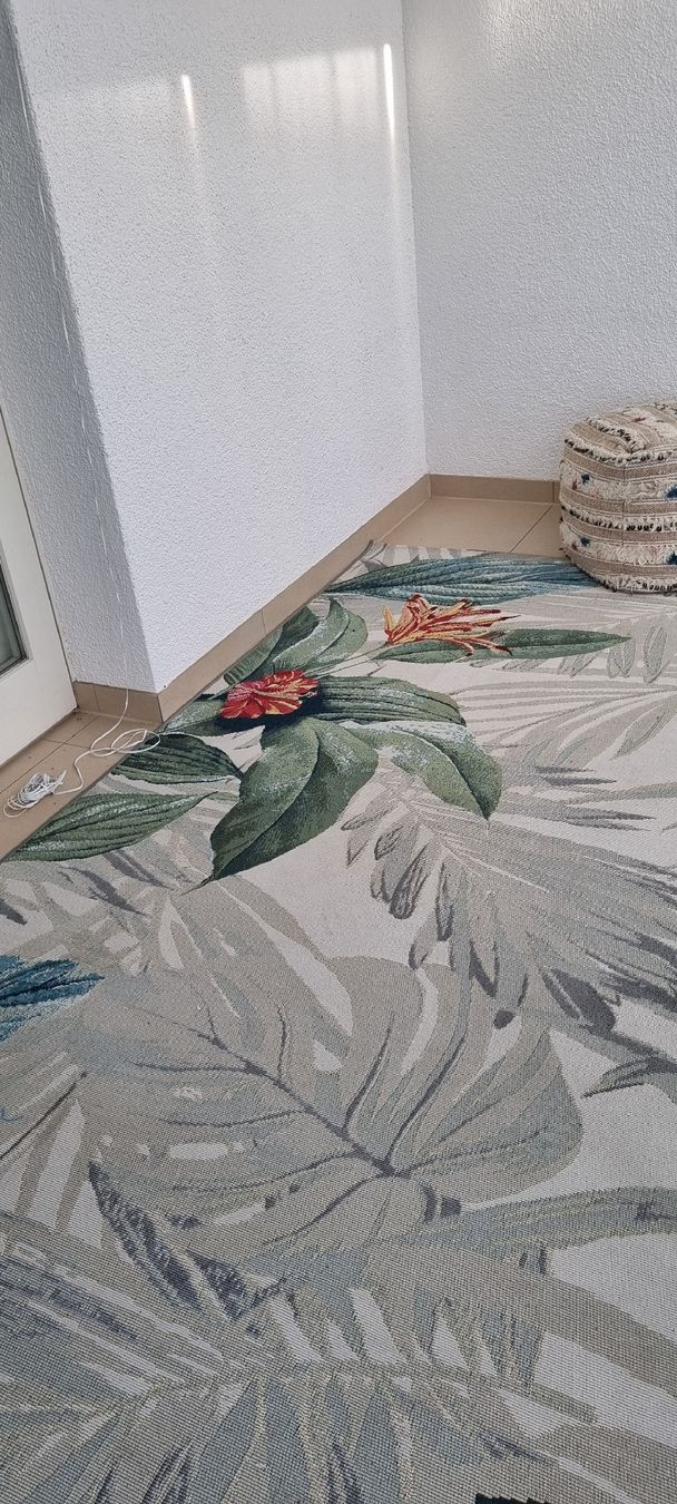 Tappeti: Schöner grosser Benito Nest Teppich – Usato da Rorschacherberg venduto da Alf06 3