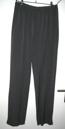 Sommerhose Gr. 42 dunkelgrau NEU