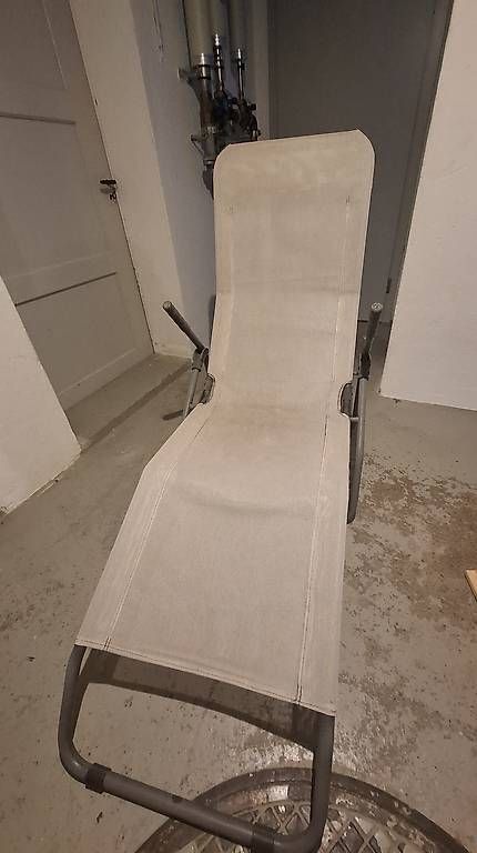 Sedie a sdraio: Liegestuhl beige – Usato da Winterthur venduto da Draco44