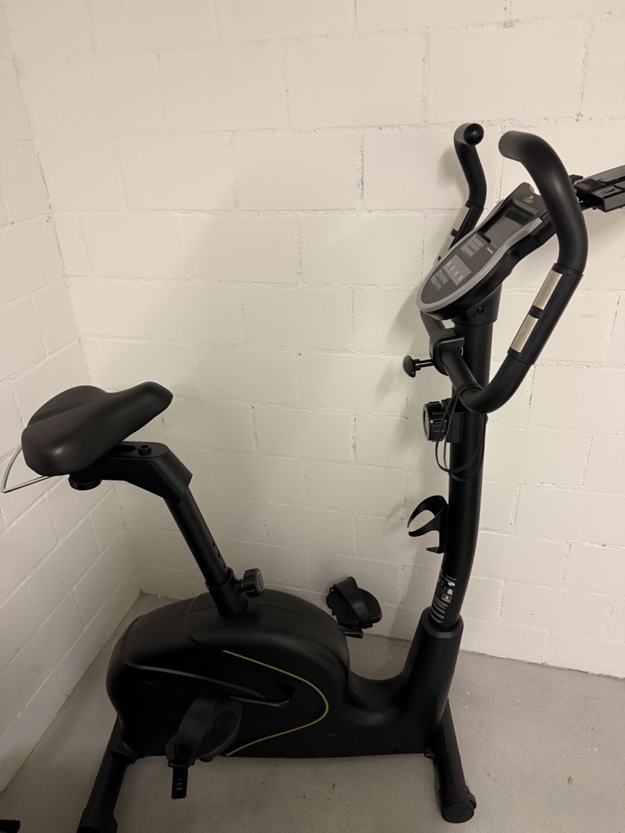 Hometrainer: Heimtrainer Fahrrad CRANE – Usato da Thayngen venduto da laylay_xD