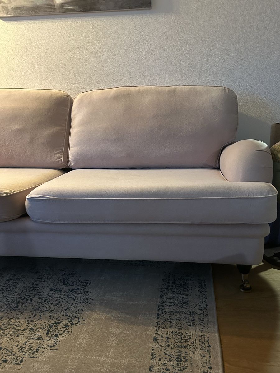 Divani: Gemütliches Sofa in Rosa, Gebraucht. – Usato da Kriens venduto da Kolirias 1