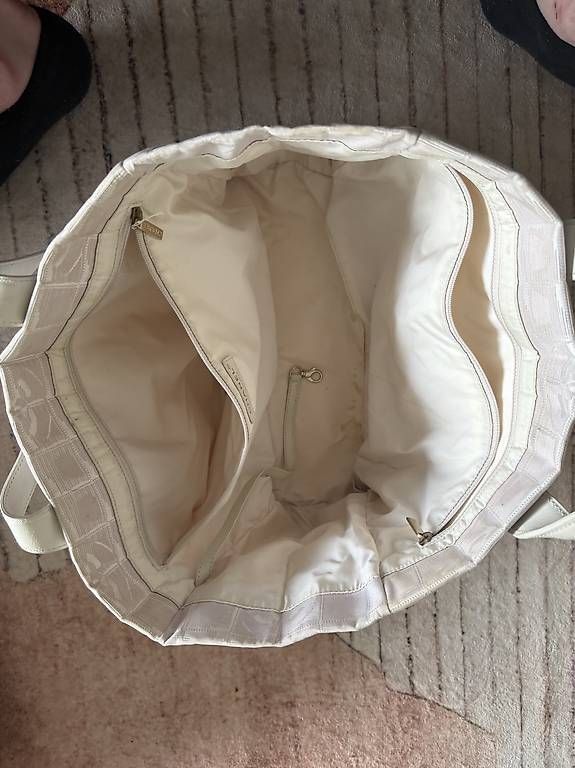 Borse da donna: Chanel shopper bag – Usato da Lugano venduto da gre_9lsz 4