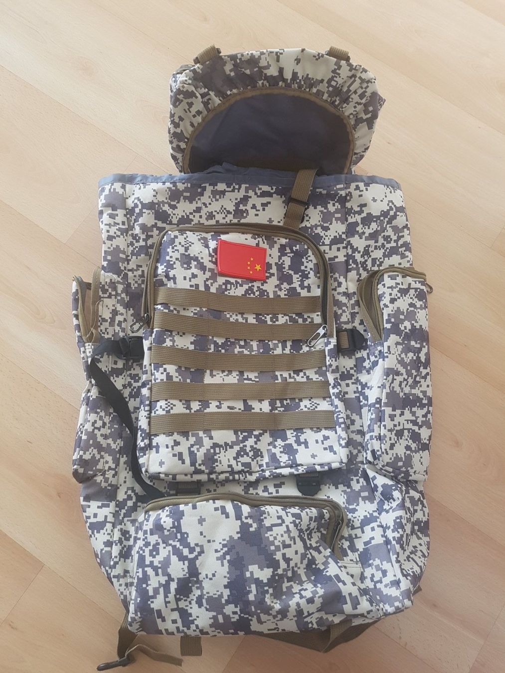 Zaini: Hiking Rucksack 80L XXL – Nuovo (secondo la descrizione) da Schöfflisdorf venduto da CrRG21 2