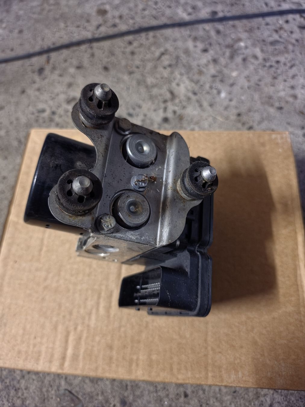 VW Alle Autoersatzteile: VW Touareg ABS Pumpe – Gebraucht aus Oberschrot von mimi180993 3