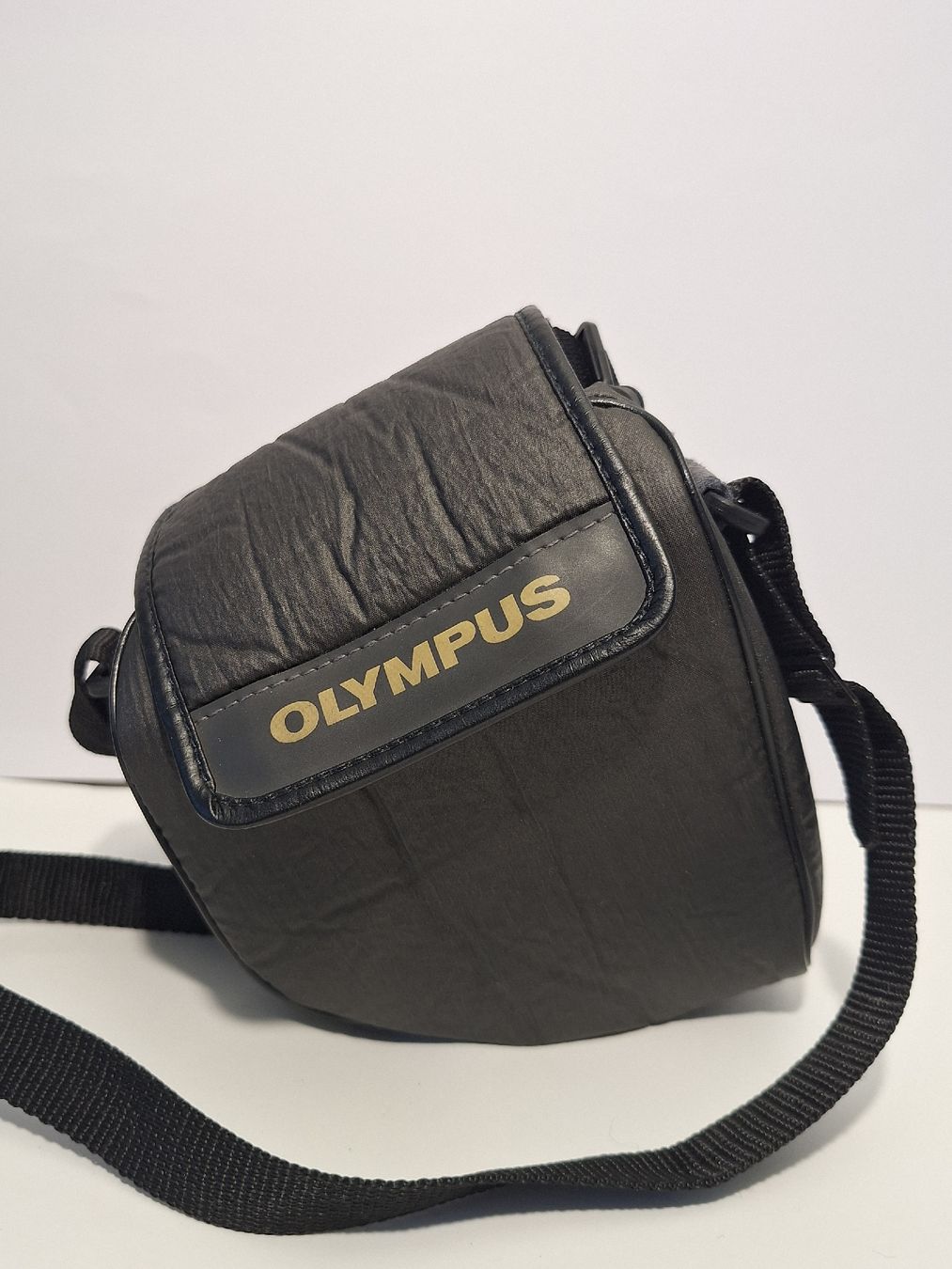 Minolta Fotocamera: Olympus AZ-330 Japan Superzoom, getestet, mit akku:) – Usato da Pfäffikon SZ venduto da TobyPeterson 3